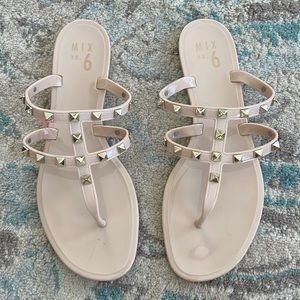 Mix No. 6 Sandals. Size 9 l, worn once.